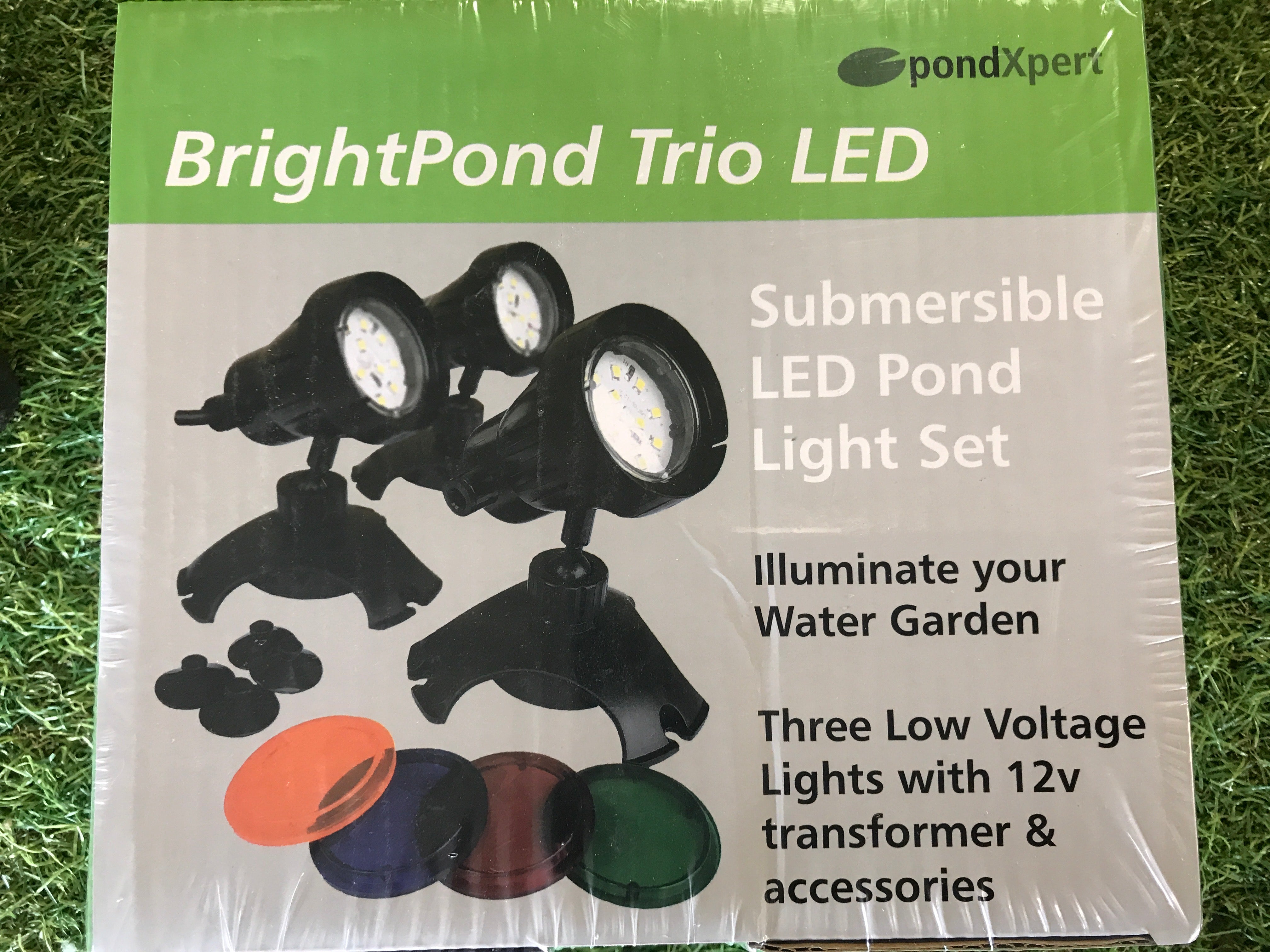 Brightpond trio LED